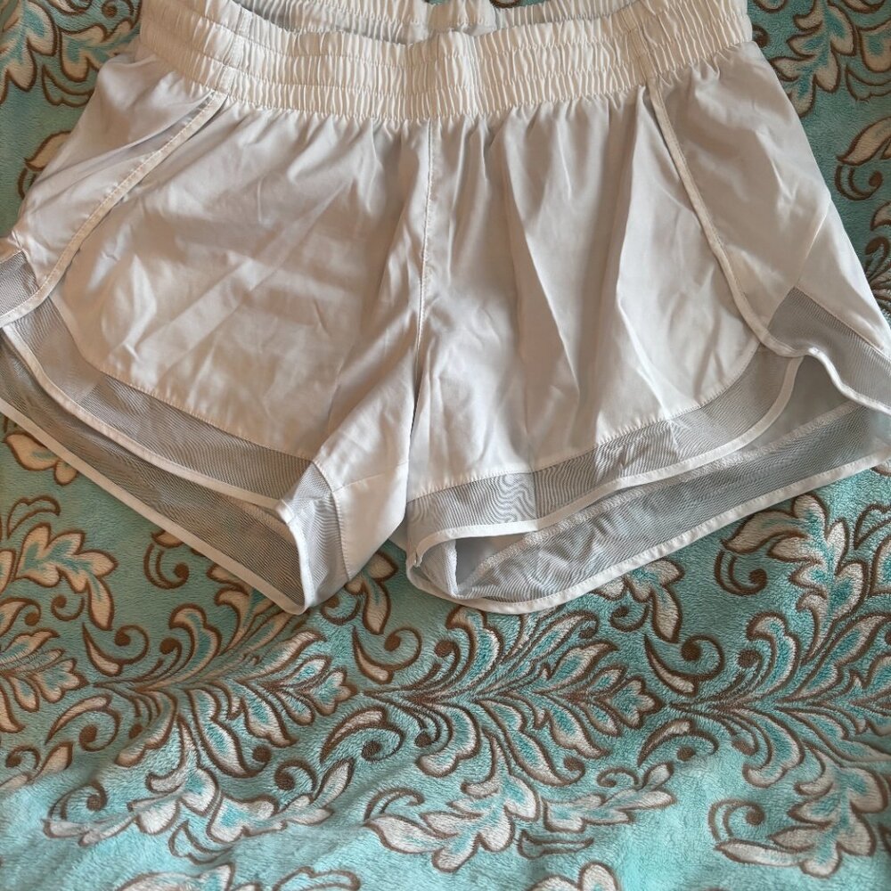 Athleta Mesh Racer Run Shorts